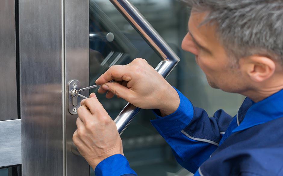 changer serrure garage Marignane